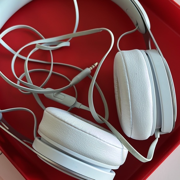 USED White Beats EP with cord - Picture 4 of 4